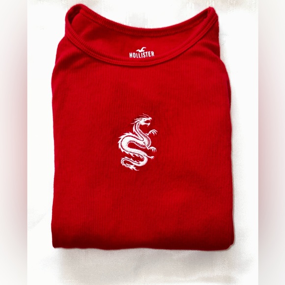 HOLLISTER Red Shirt White dragon Long Sleeve Top Shirt XS Must Have Collection - Picture 2 of 7